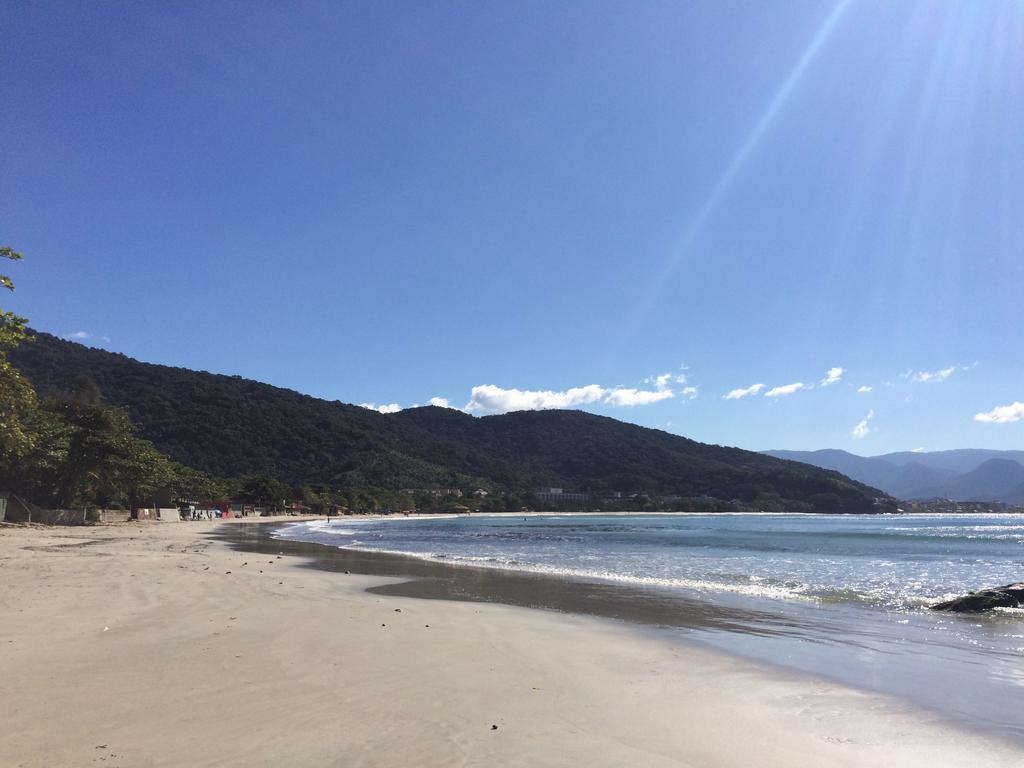 Apartamento Ubatuba Toninhas Apartment ภายนอก รูปภาพ